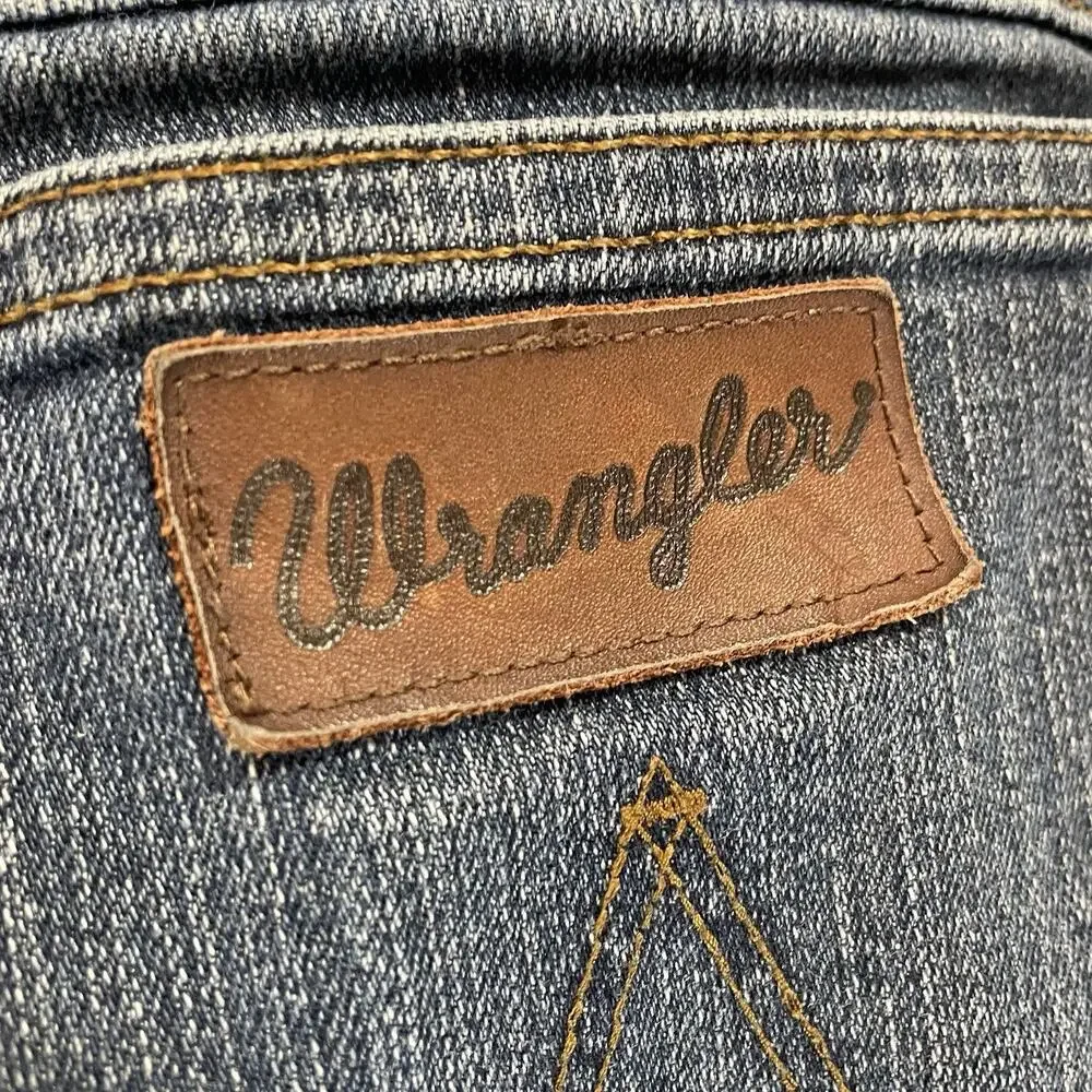 Wrangler Retro Relaxed Fit Boot Cut Jeans Mens 32x31 Blue Light Stretch